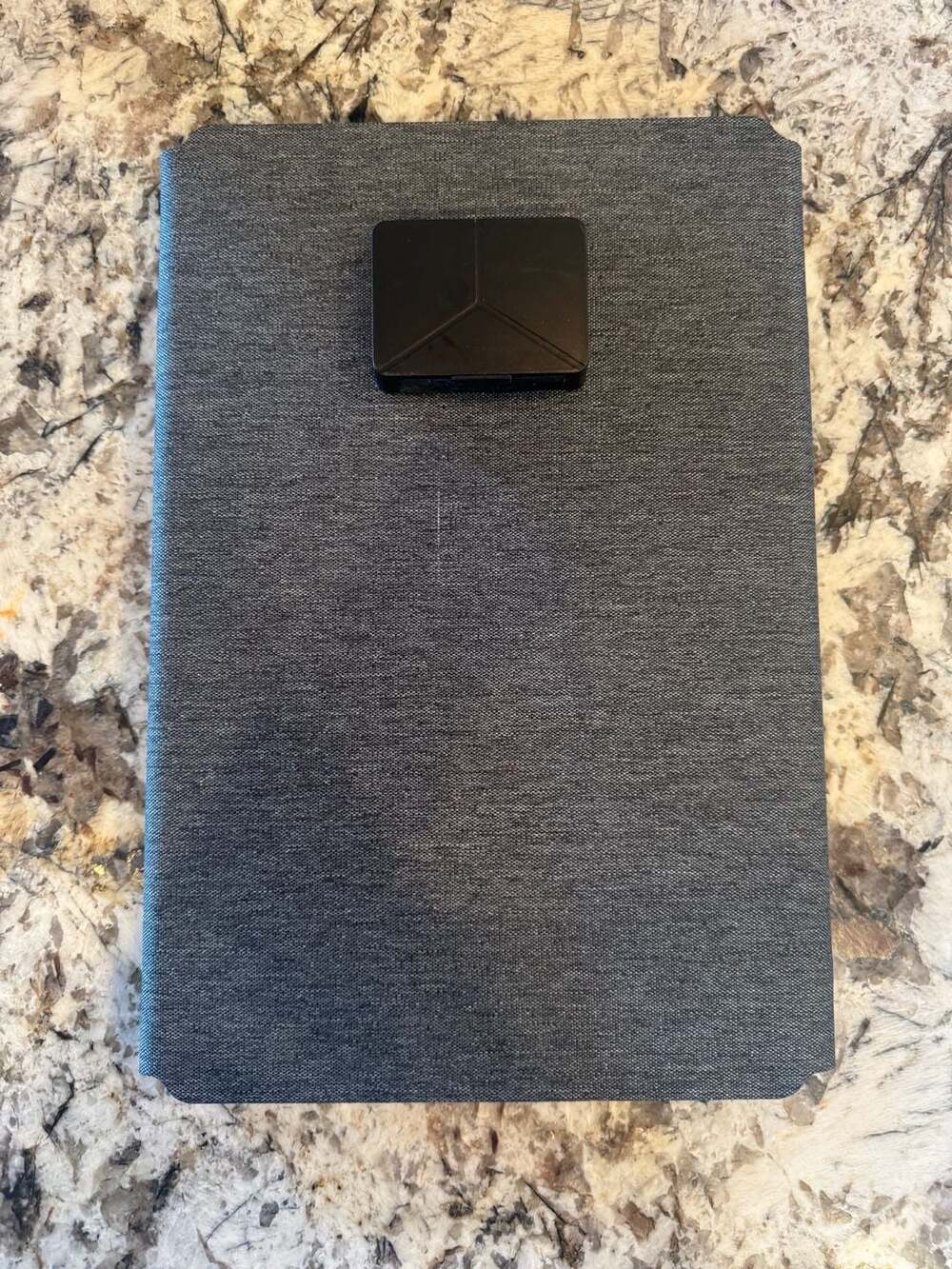 Portable Solar Panel Charger with Integrated Power Bank and Multi-Port Output